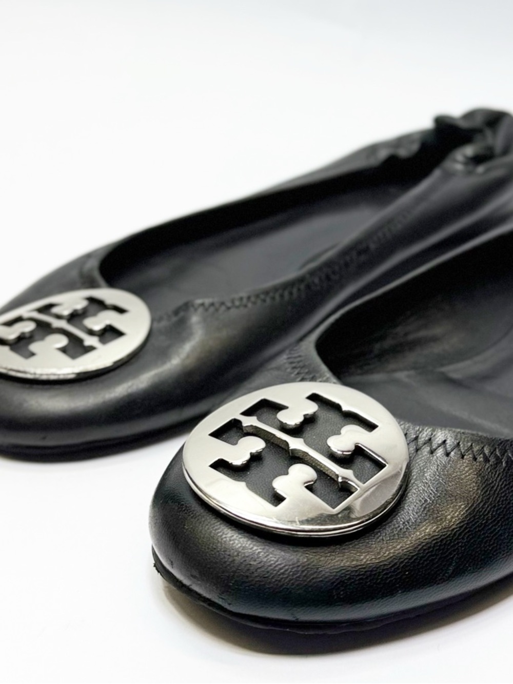 Tory Burch Black Leather Flats with Silver Logo Medallion size 9.5